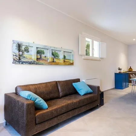 Angelina - Charming & Apartment *