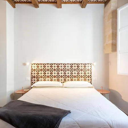 Angelina - Charming & Apartment *