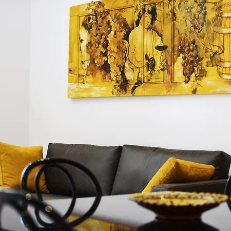 Angelina - Charming & Apartment