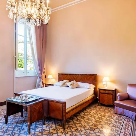Angelina - Charming & Trapani