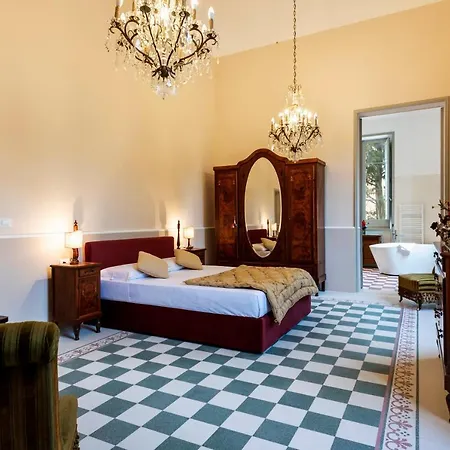 Angelina - Charming & * Trapani