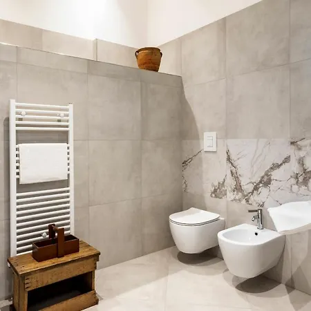 Angelina - Charming & * トラーパニ