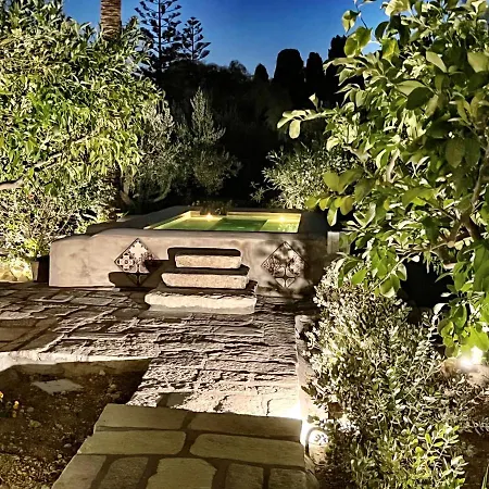 Angelina - Charming & アパート *