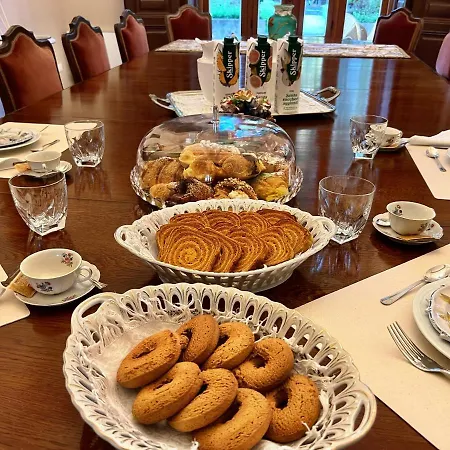 Angelina - Charming & アパート *