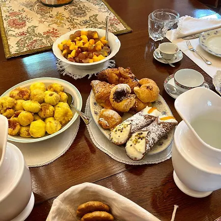 アパート Angelina - Charming & トラーパニ